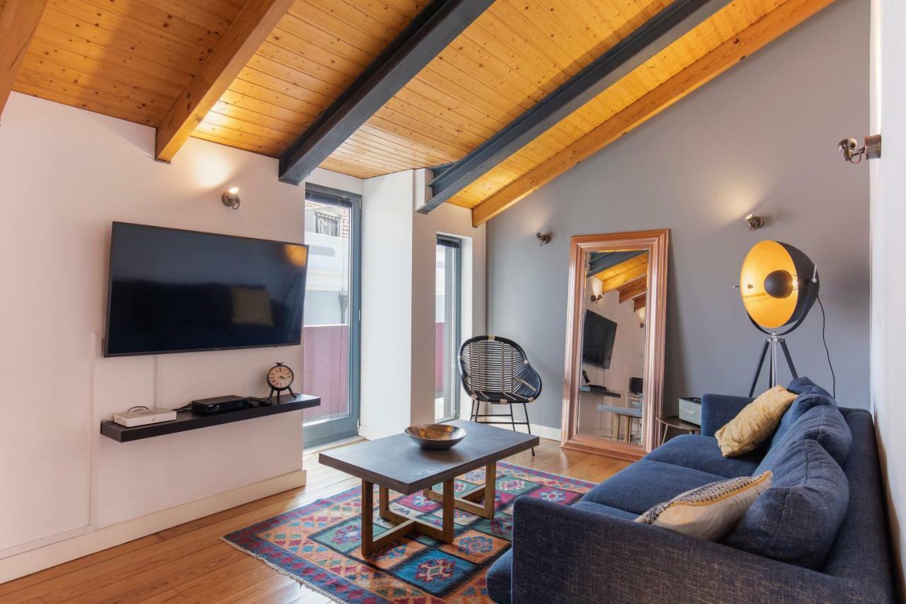 Bairro Alto Stunning Flat With Balcony By Lovelystay Lissabon Exterior foto
